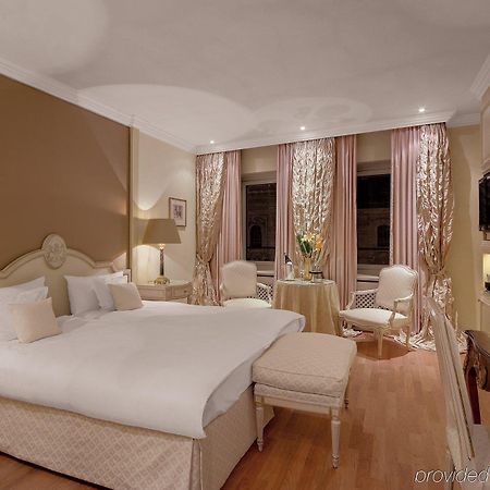 Hotel Koenigshof ميونيخ الغرفة الصورة